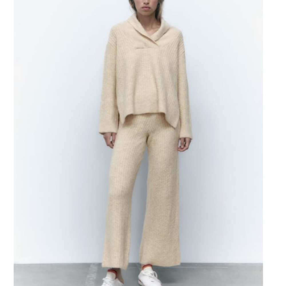 Zara sweater pants